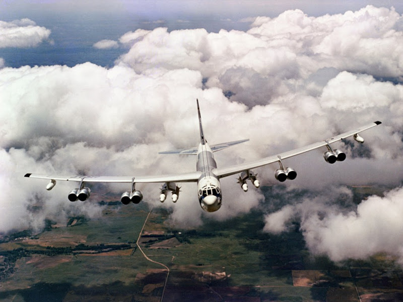 B-52 Stratofortress Long Range Bomber