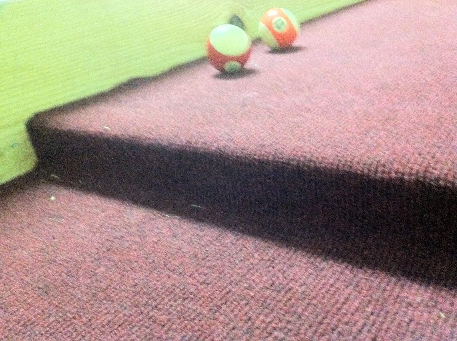 How to Build a Carpetball Table Part 2 (Carpet Ball)