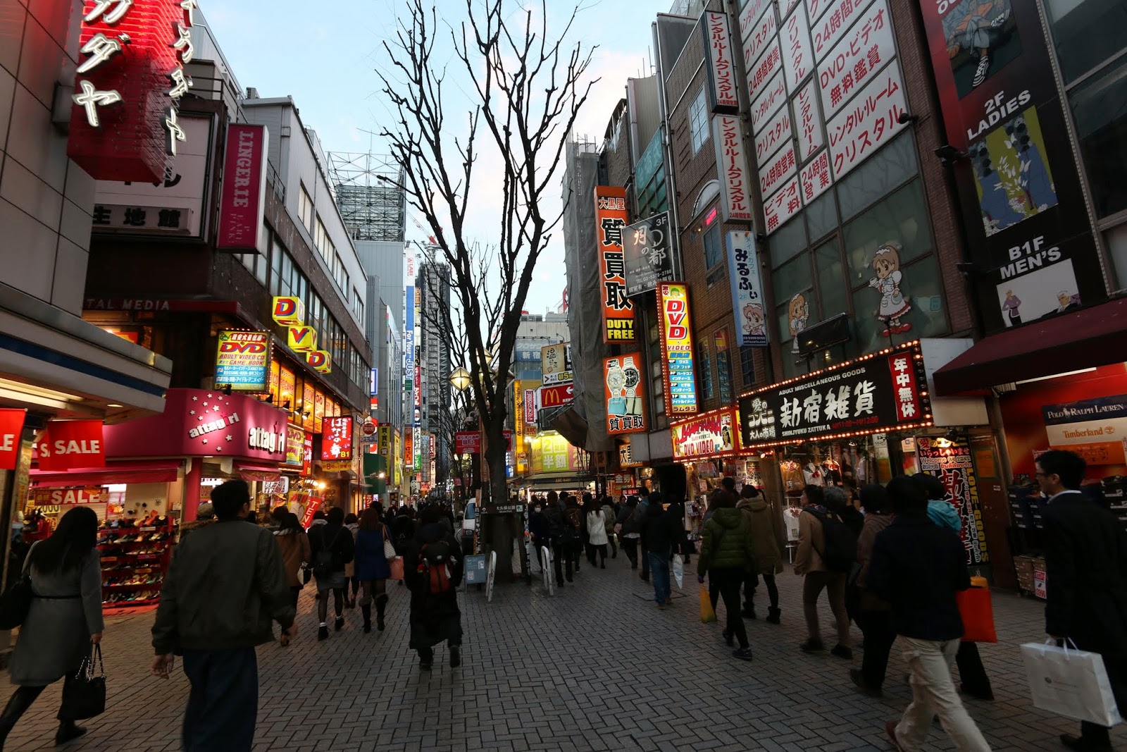 There are many crowds of people heading for dinner or home at Kabukicho, Shinjuku city which is surrounded by entertainment, food and shopping mall in Tokyo, Japan There are many crowds of people heading for dinner or home at Kabukicho, Shinjuku city which is surrounded by entertainment, food and shopping mall in Tokyo, Japan