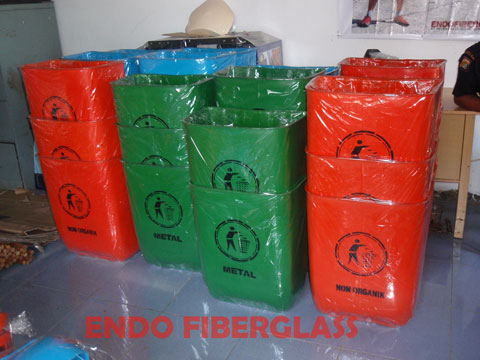 Jual Tempat Sampah Fiberglass Organik Non Organik Jual Tempat Sampah Fiberglass Organik Non Organik