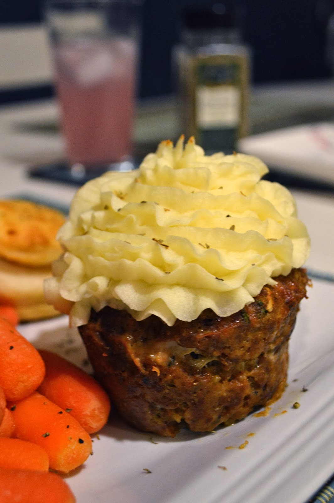 Kiss My Apron Meatloaf Cupcakes