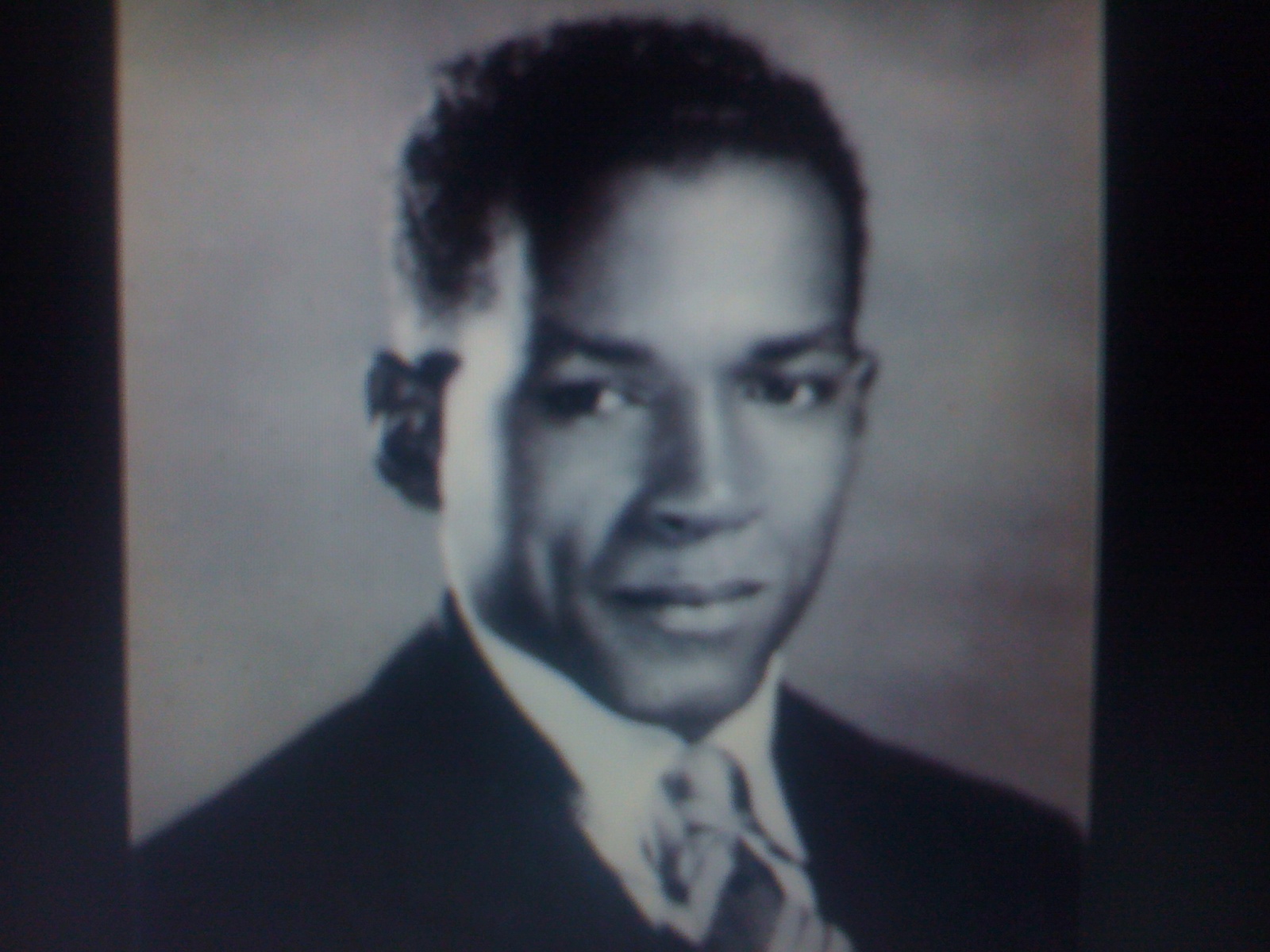 THE BLACK SOCIAL HISTORY BLACK SOCIAL HISTORY WILLIAM DeHART