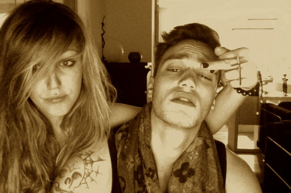 julien rencontre margaux dans le sas