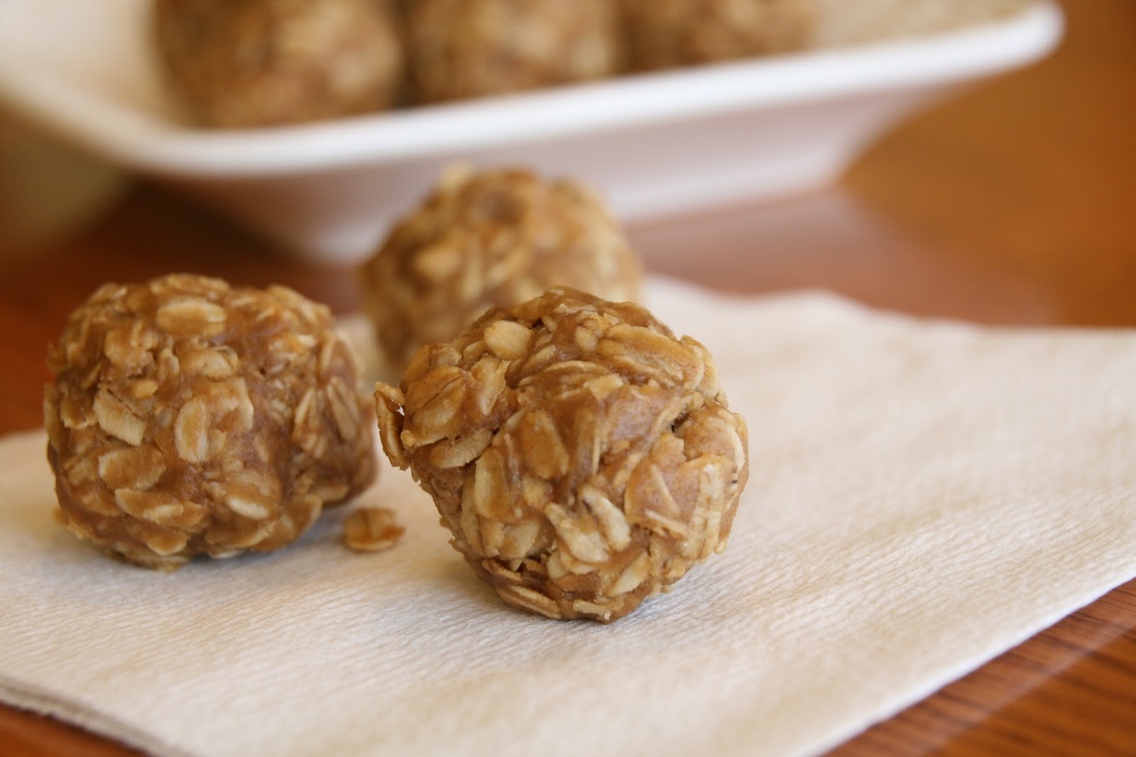 The Sweet {Tooth} Life Peanut Butter Oatmeal Bites