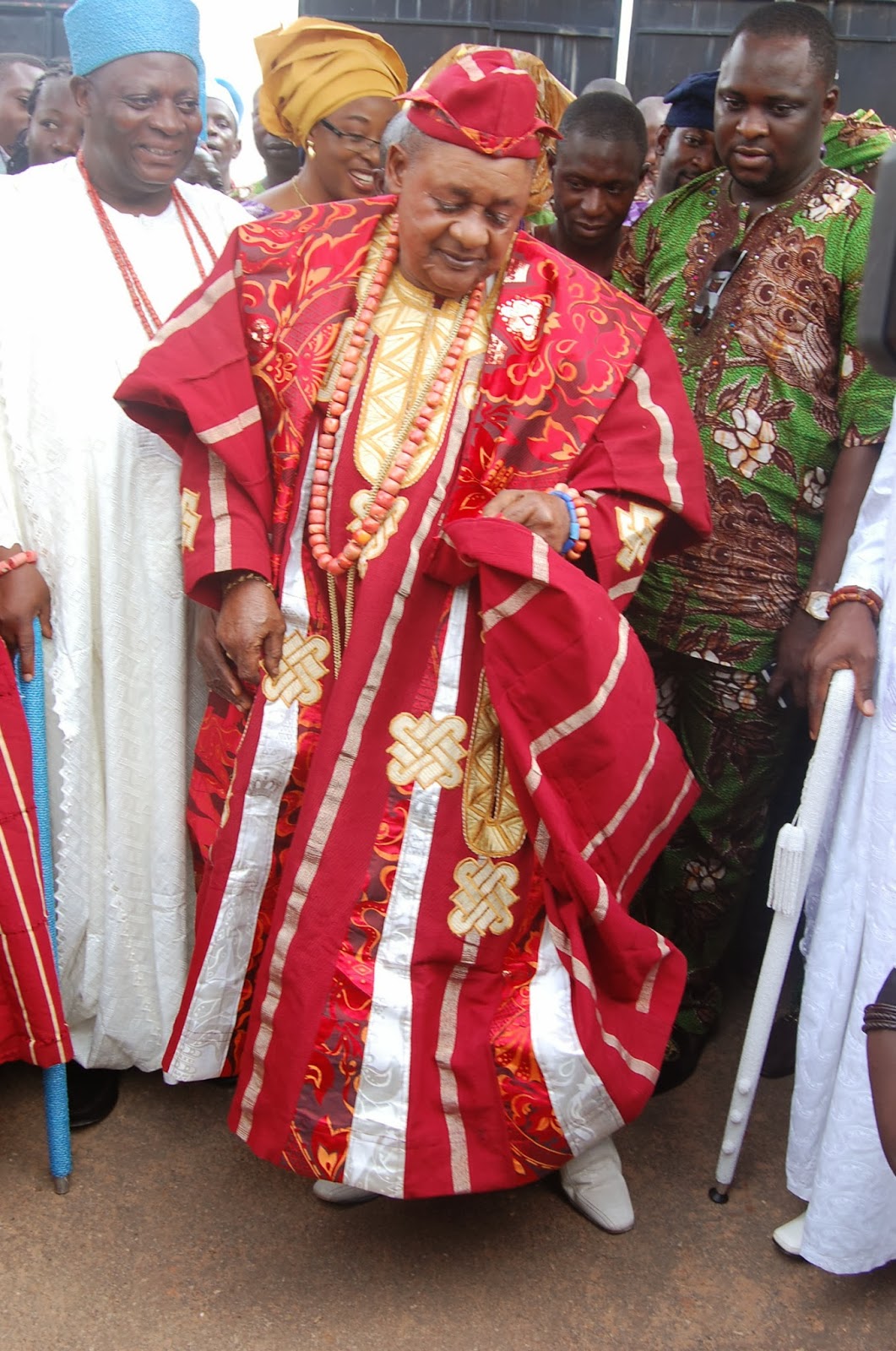 Royal Dance Steps of the King of The Yoruba, The Alaafin