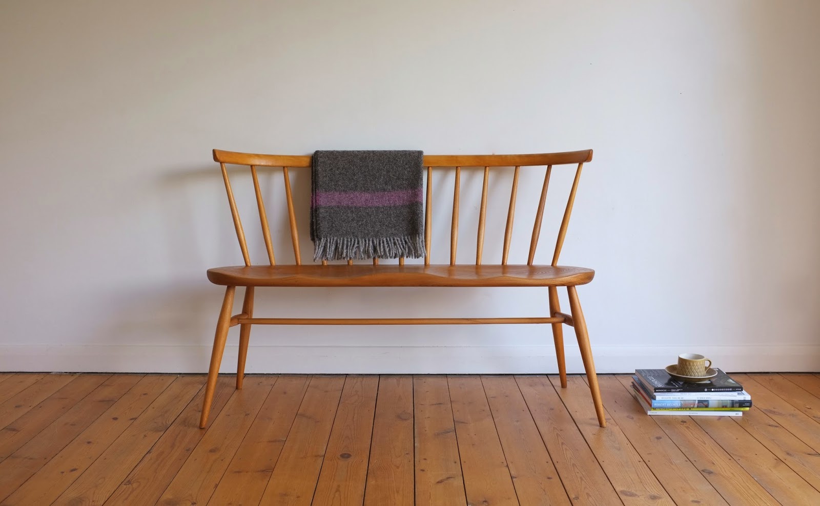 antikmodern the shop Ercol Love Seat