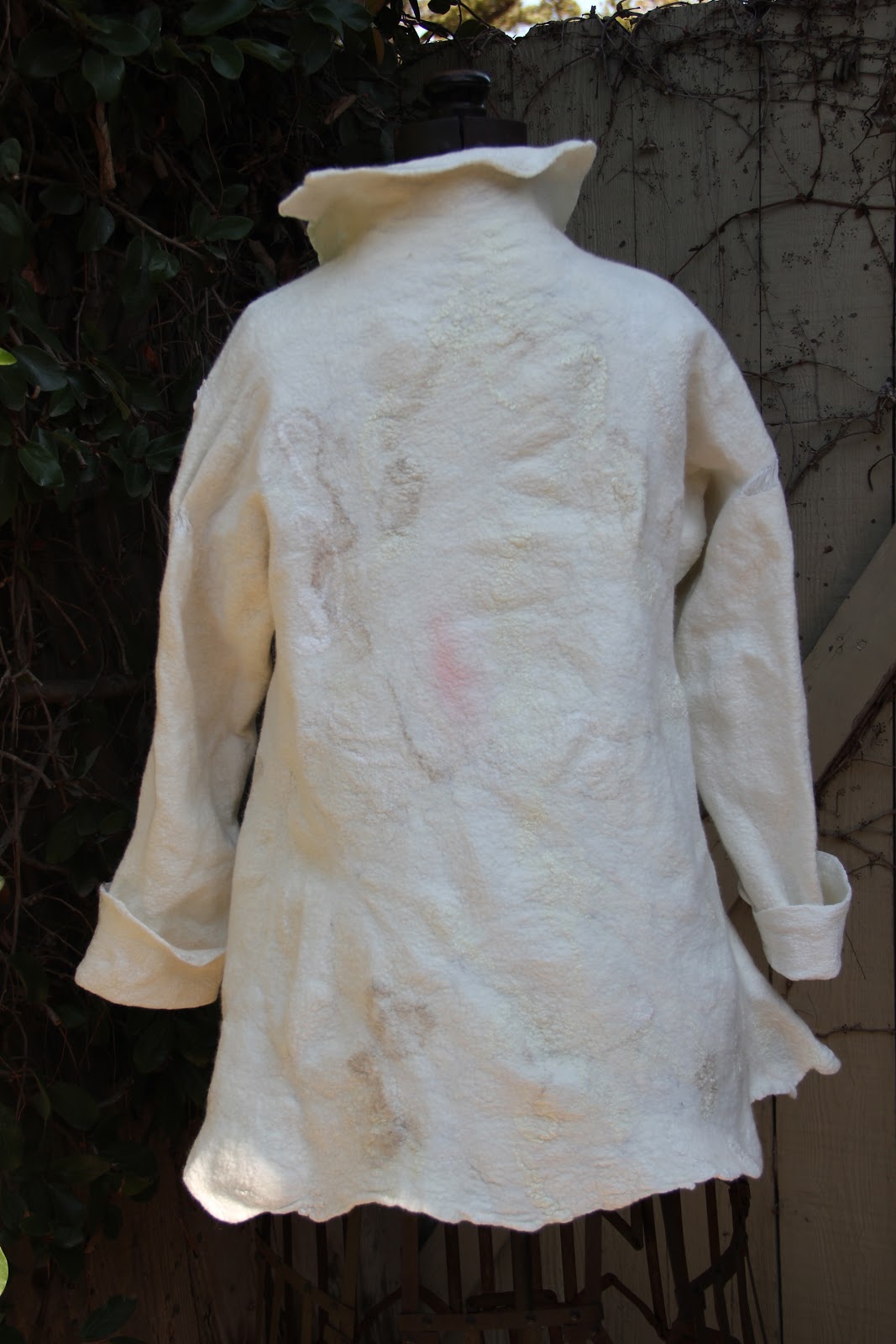 Studio 907 Making a Seamless Nuno Felted Jacket