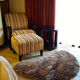 Sofa and Rug at Novotel Lombok Resort Bedroom