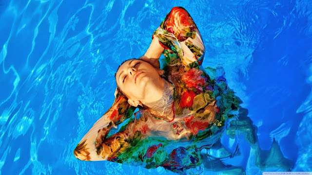 Beautiful Girl wallpaper Beautiful Girl wallpaper