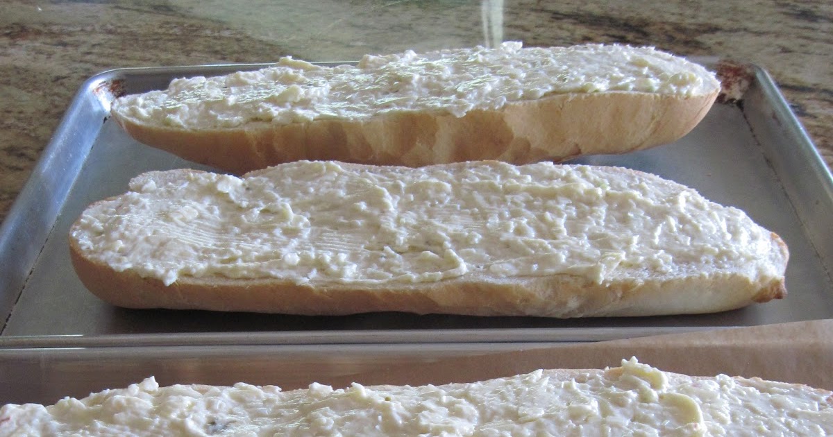 They Are Crafty Asiago Cheese Bread