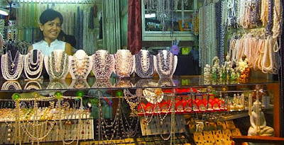 A shop with south sea pearls ball chains
