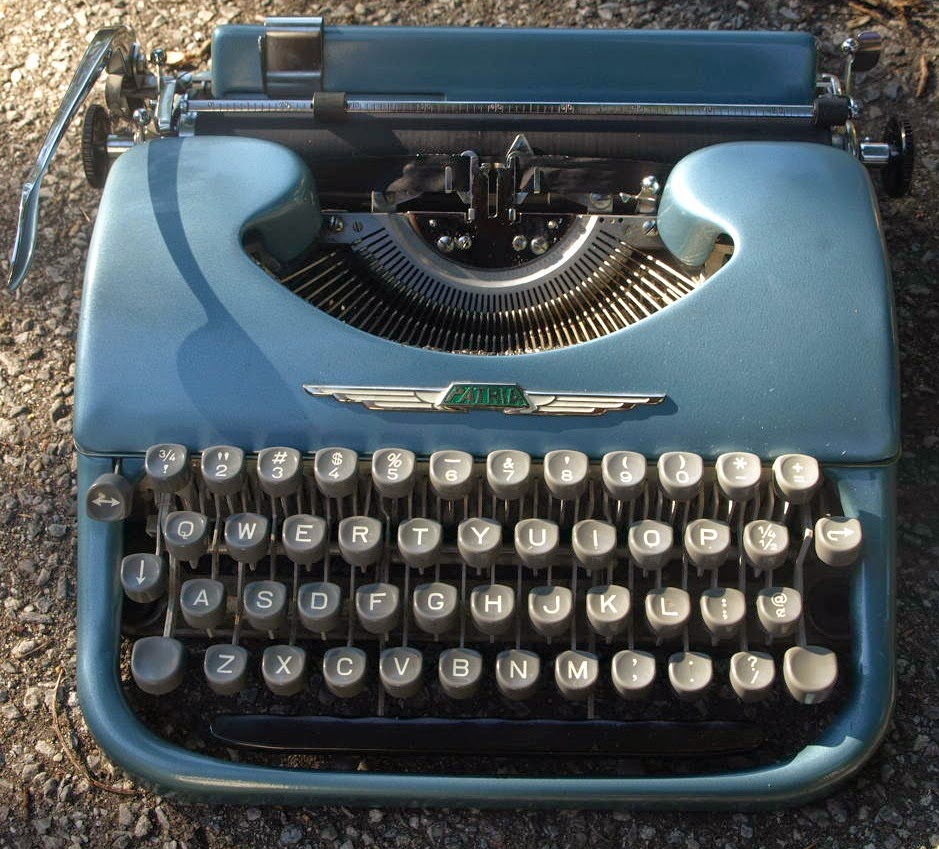 oz.Typewriter Ribbon Vibrator Mechanism on PatriaSwissa PiccolaVoss