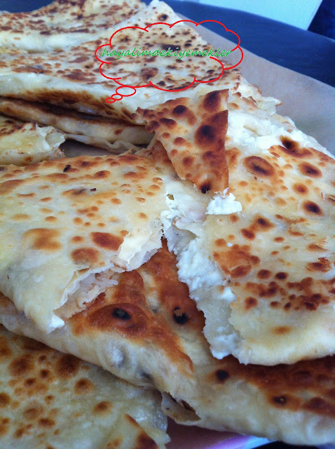 Kuru Yufka ile Tava Böreği tarifi,kolay degisik resimli  borek tarifleri