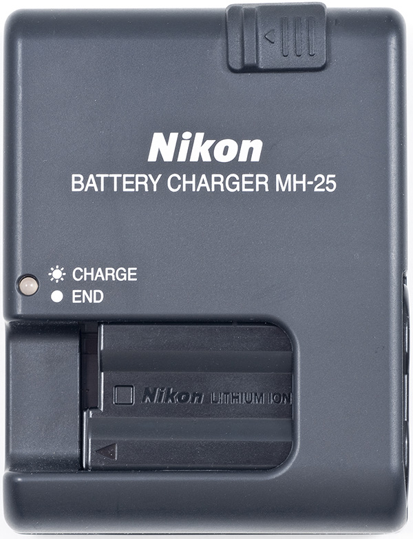 The Nikon Companion Nikon D7000 Battery Tips