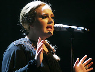 Adele Laurie Blue Adkins merupakan musisi asal inggris, selain bernyanyi dia juga  sebagai pencipta lagu, dia dikenal dengan nama Adele. bakat menyanyi sudah nampak sejak usianya masih 4 tahun dan mencapai puncak popularitasnya pada usia 19 tahun