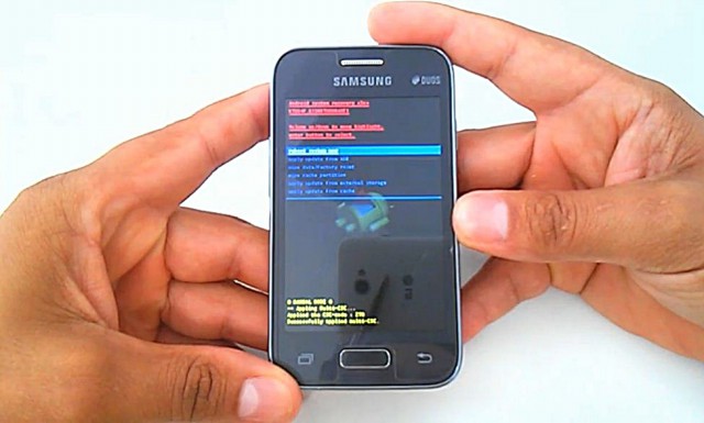 Samsung Galaxy Young 2 Duos G130BT, G130BU, G130M, Hard Reset, Como Formatar, Restaurar