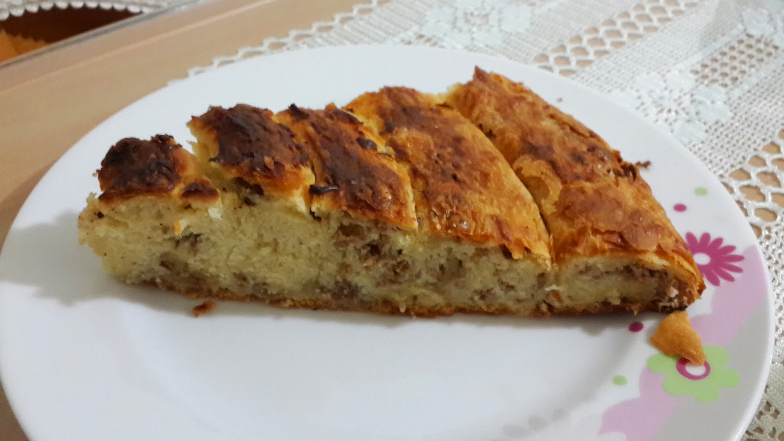 Mayalı Kol Böreği