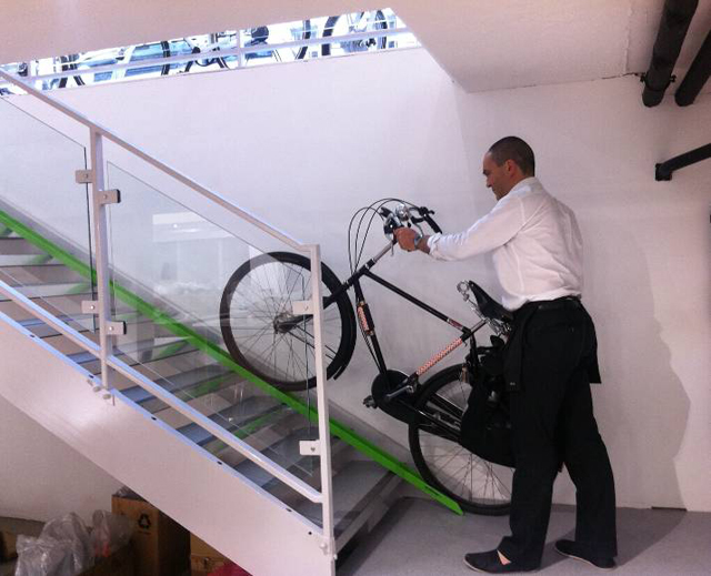 Escadarias projetadas para ciclistas