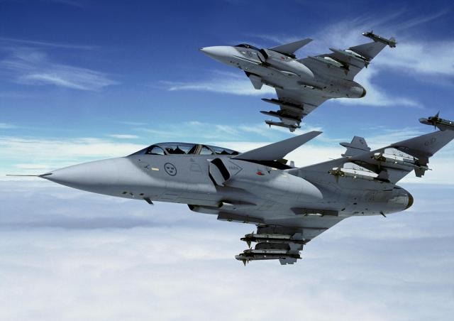 http://1.bp.blogspot.com/-yzamPN7OjXA/ThcC0_fO6zI/AAAAAAAAKNE/GkhTZzBX9G0/s1600/Saab+Jas+39+Gripen+Fighter+Jet+%25288%2529.jpg