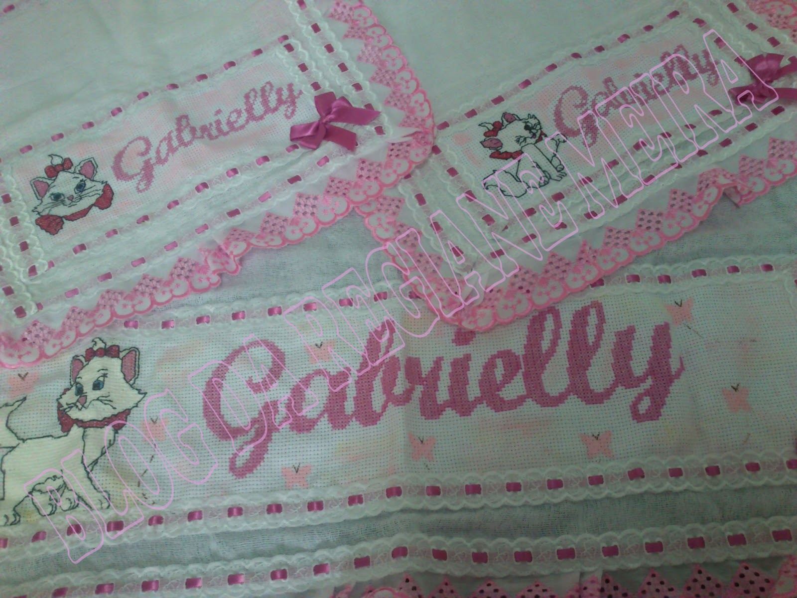 Gabrielly Em Ponto Cruz Artesanato - Bordados e Ponto Cruz: Fraldas Gabrielly