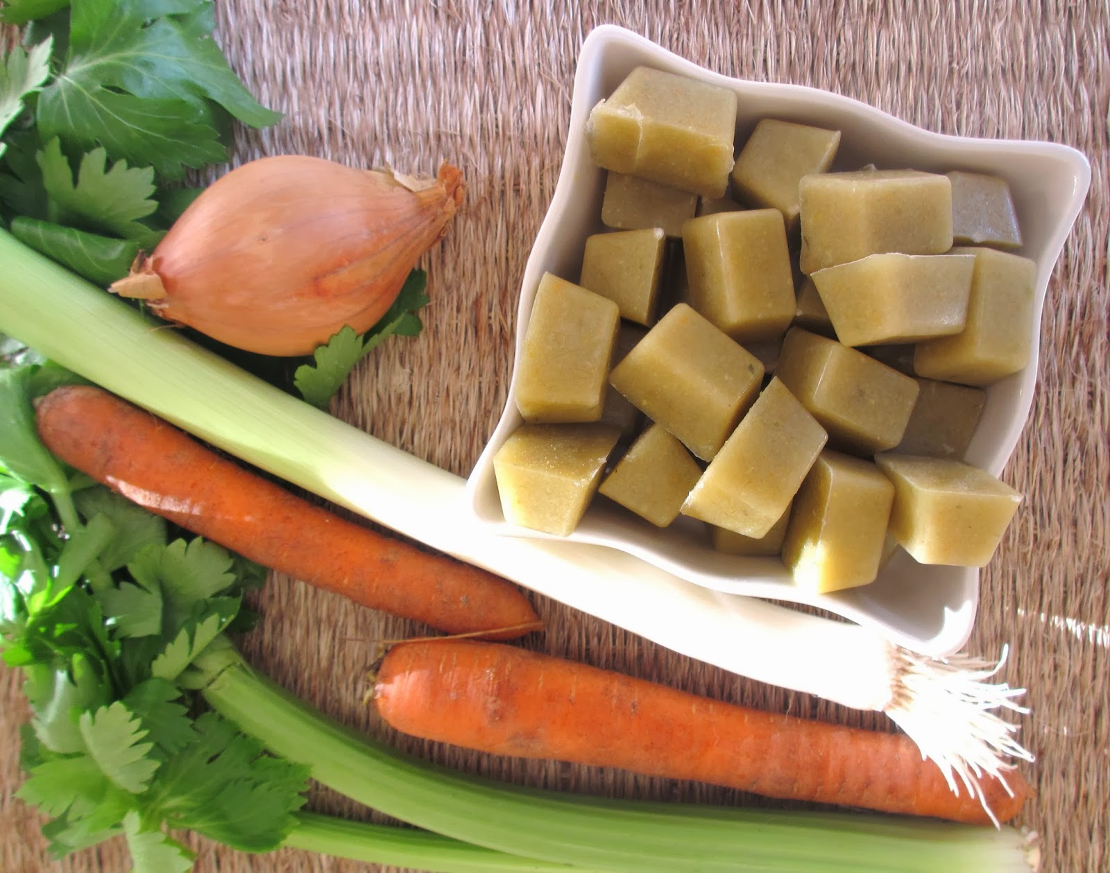 COOKING JULIA BOUILLON DE VOLAILLE