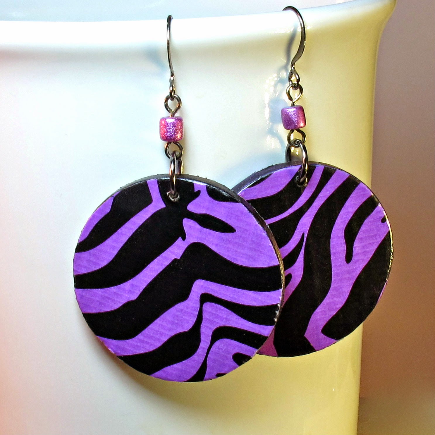 BluKatKraft DIY Duct Tape Earrings