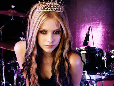 Hot Avril Lavigne Wallpaper