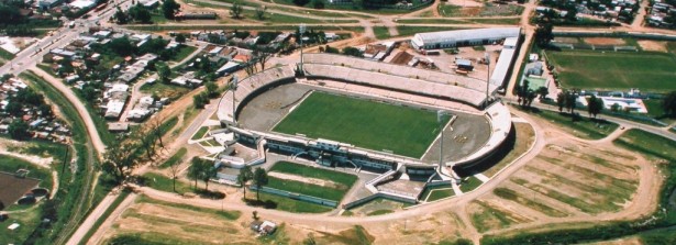 Ubaldo Fillol on X: Les presento el estadio del Club Atlético San Miguel,  de mi amado pueblo natal, Monte, que lleva mi nombre. Tremendo orgullo.   / X