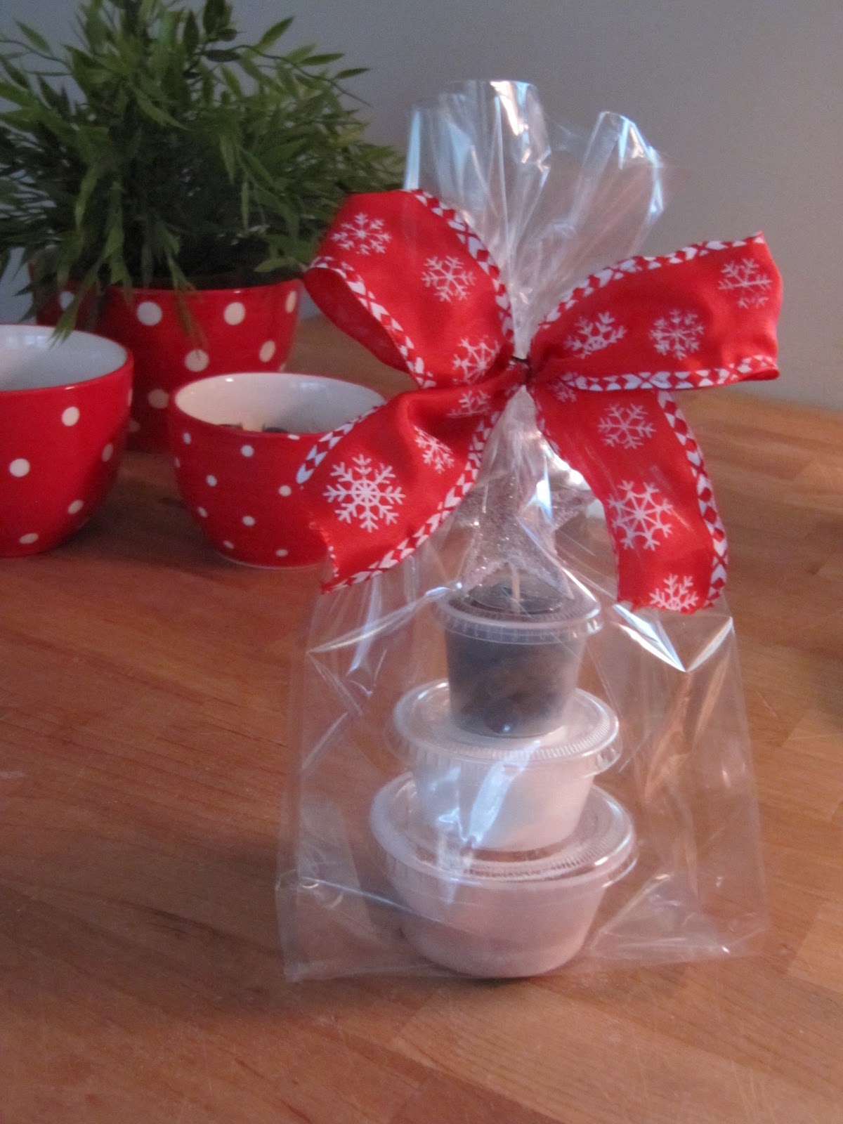 Sew Many Ways...: Tool Time Tuesday...Hot Cocoa Quick Gift Idea