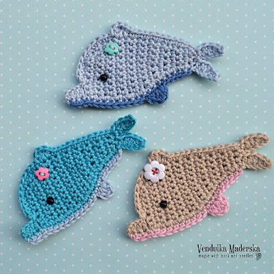 Crochet dolphin applique pattern