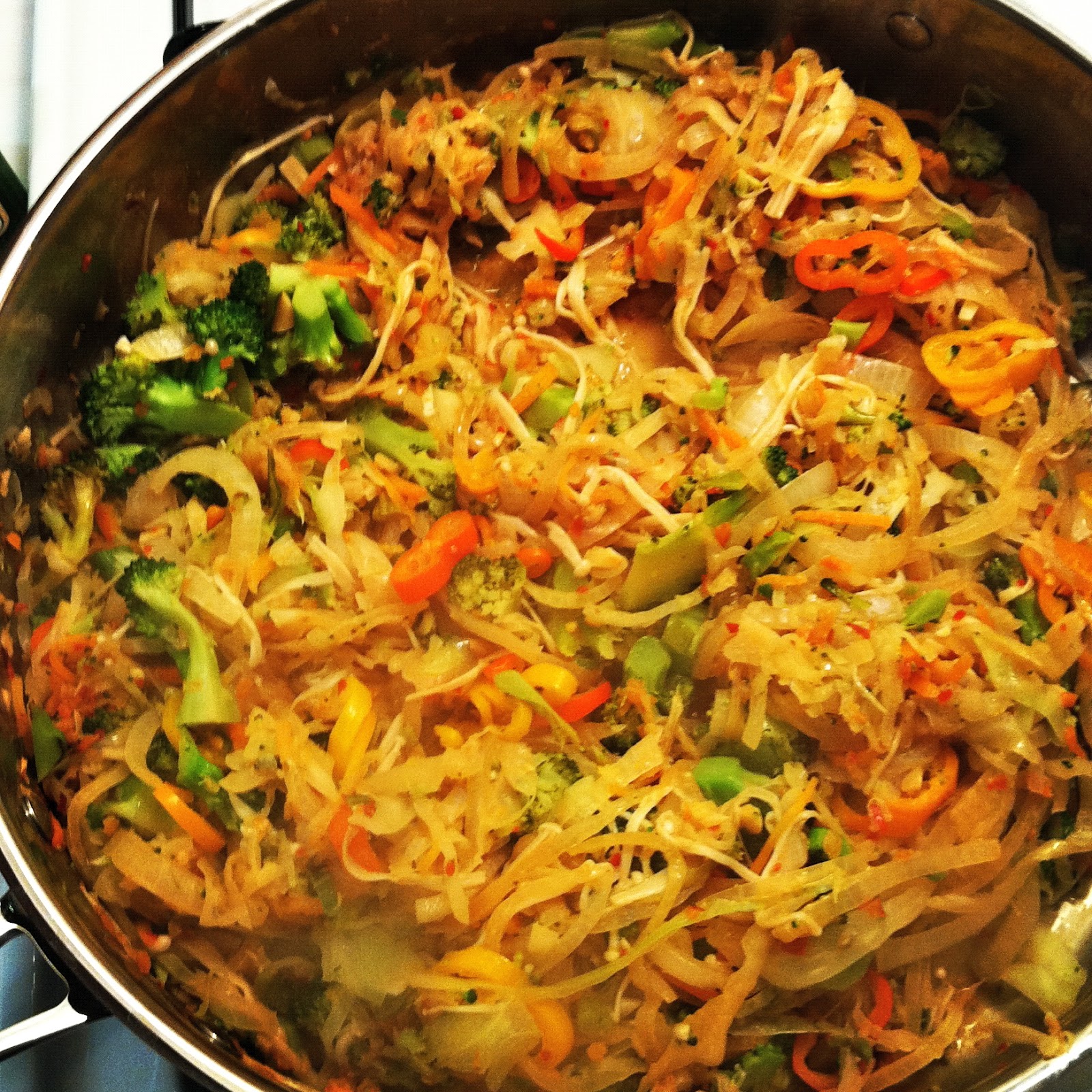 Farshicle Spicy Peanut and Lemongrass Pho Noodles