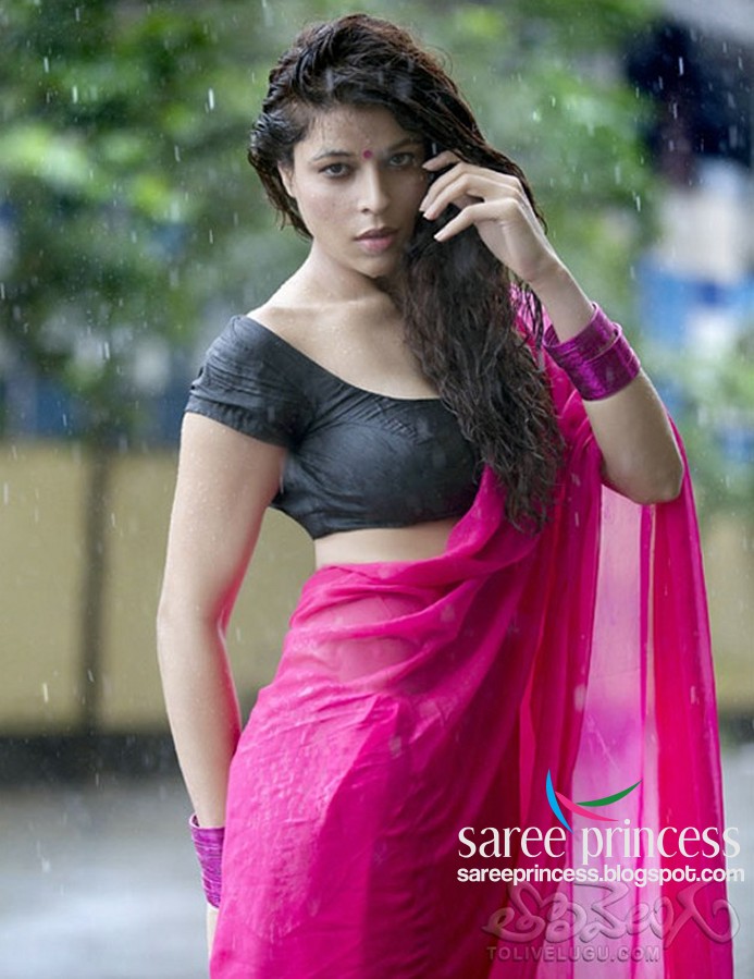 Hot b grade actress jyothi rana creamy white midriff & deep ...