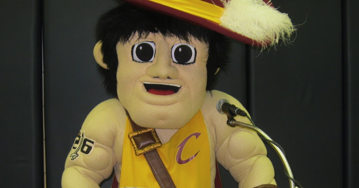 Who are the Cleveland Cavaliers' mascot Sir C.C. and Moondog?