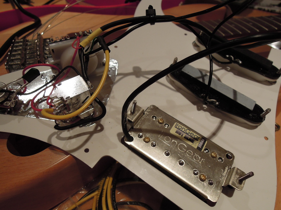 Electric Penguinland: Iron in the Blood yamaha pacifica wiring diagram 
