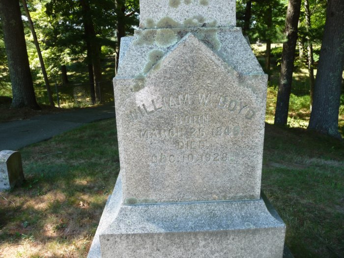 Nutfield Genealogy Tombstone Tuesday Boyd Family Monument