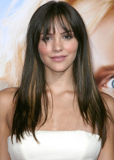 Gorgeous Long Straight Hairstyles in Spring Season for Women