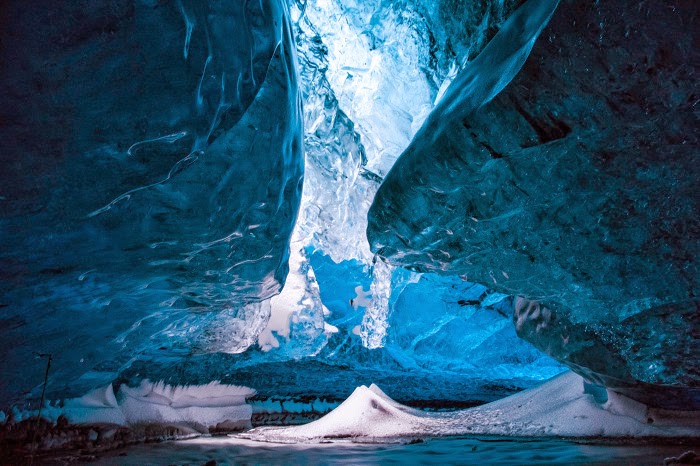 画像 アイスランド 神秘的な青の世界 ヴァトナヨークトル氷河について Naver まとめ
