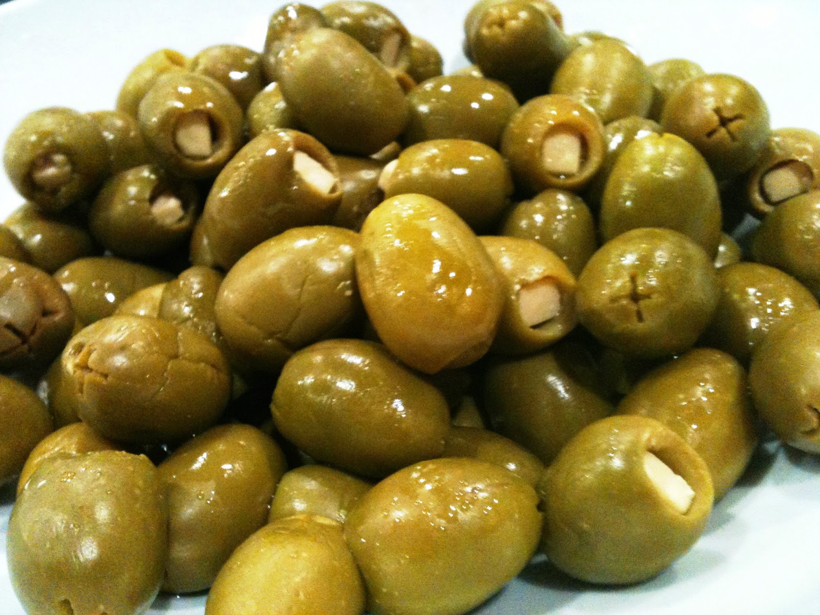 Easy Cooking with Alba Stuffed Olives with Sharp Provolone