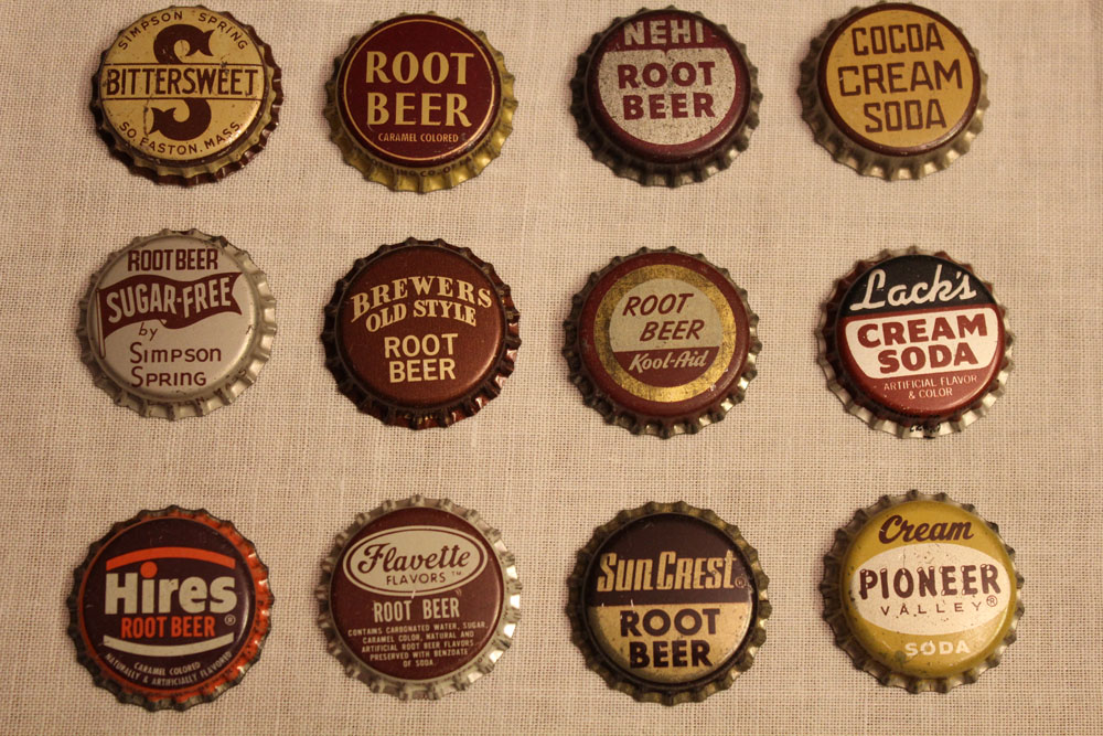 Vintage Bottle Caps... Itsy Bits and Pieces