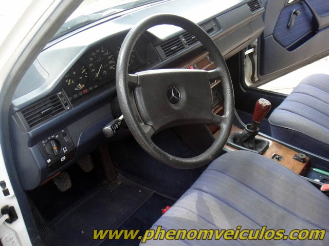 W124 200 1985 - R$ 9.900,00 Mercedes-Benz-E-200-1985-interior+(5)