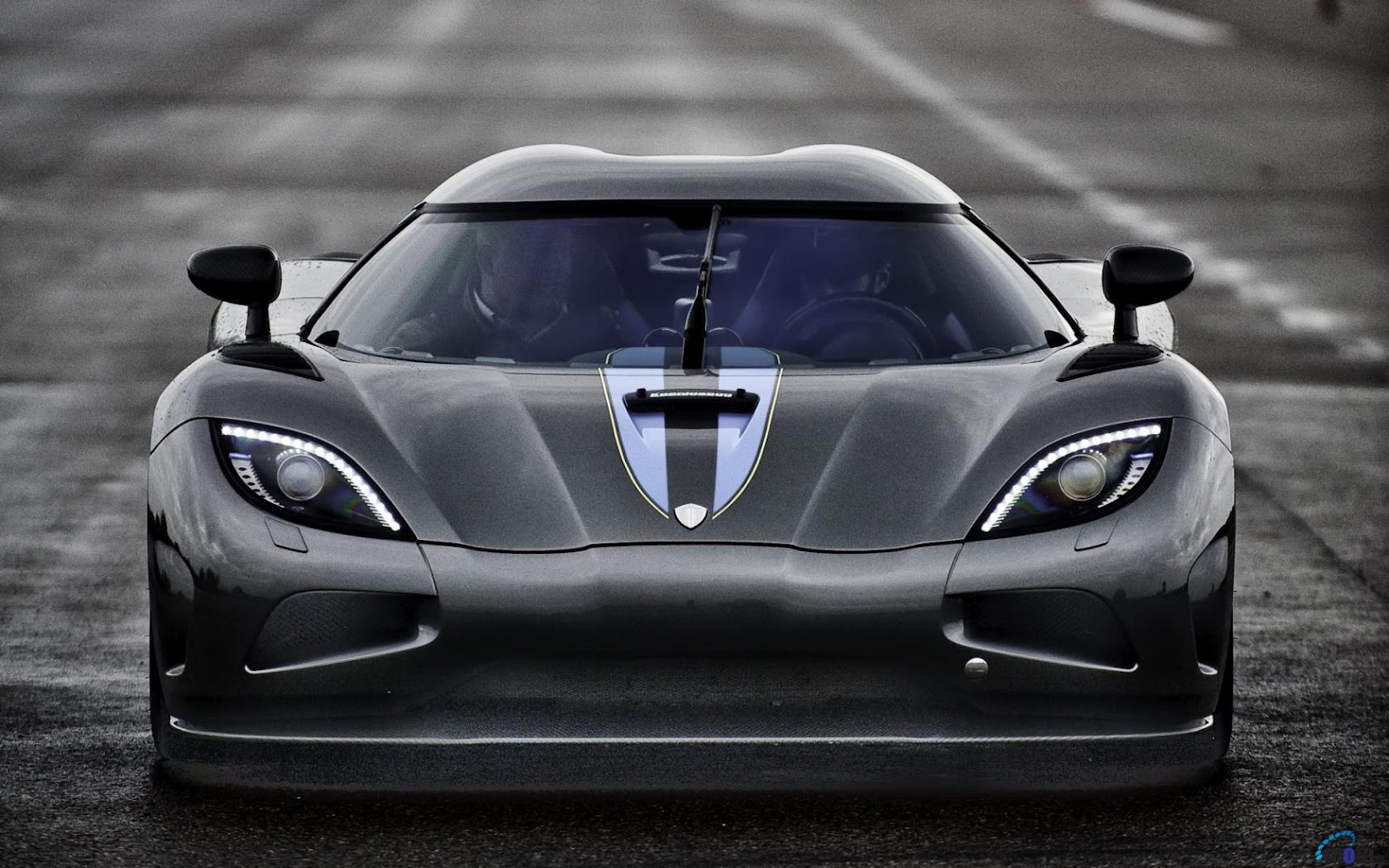 Koenigsegg%2BAgera%2BR%2BCar%2BHD%2BWallpapers%2B(2).jpg