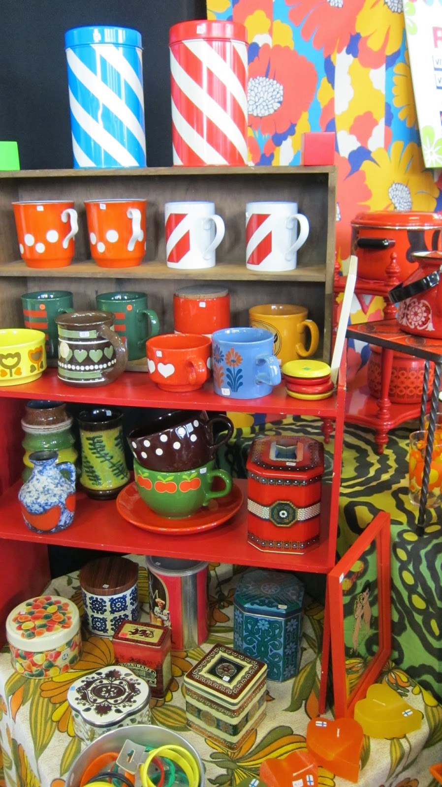 Oranssi Omena Helsinki Retro & Vintage Design Expo