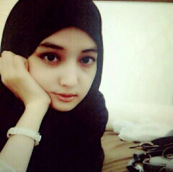 Biodata Anna Karina Gilbert- Pemeran Sinetron Aisyah Putri The Series
