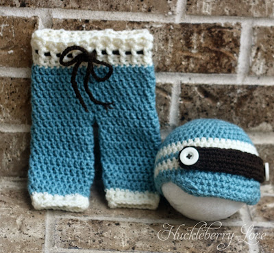 Huckleberry Love: Crochet Newborn Pants