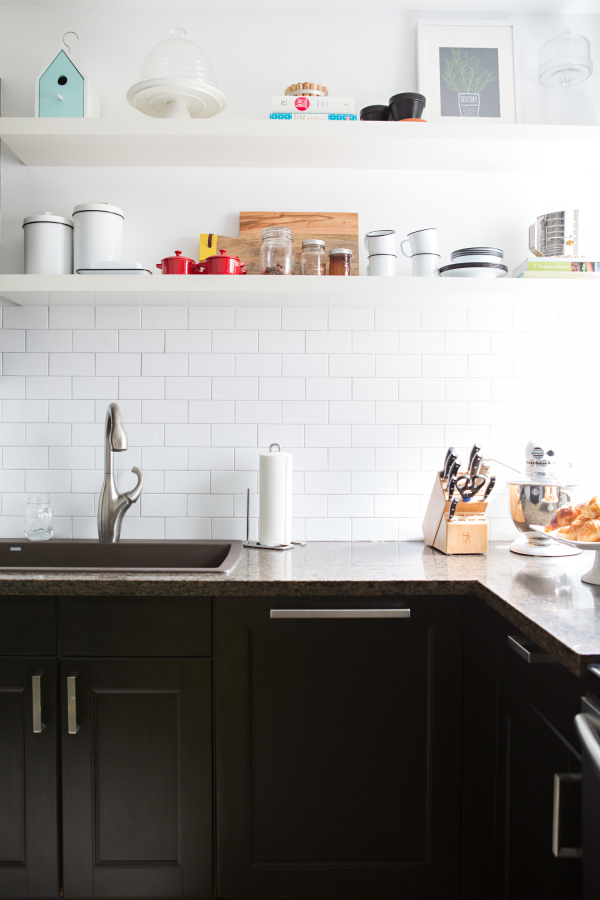 Black Hamptons Style Kitchens | Coastal Style | Bloglovin’