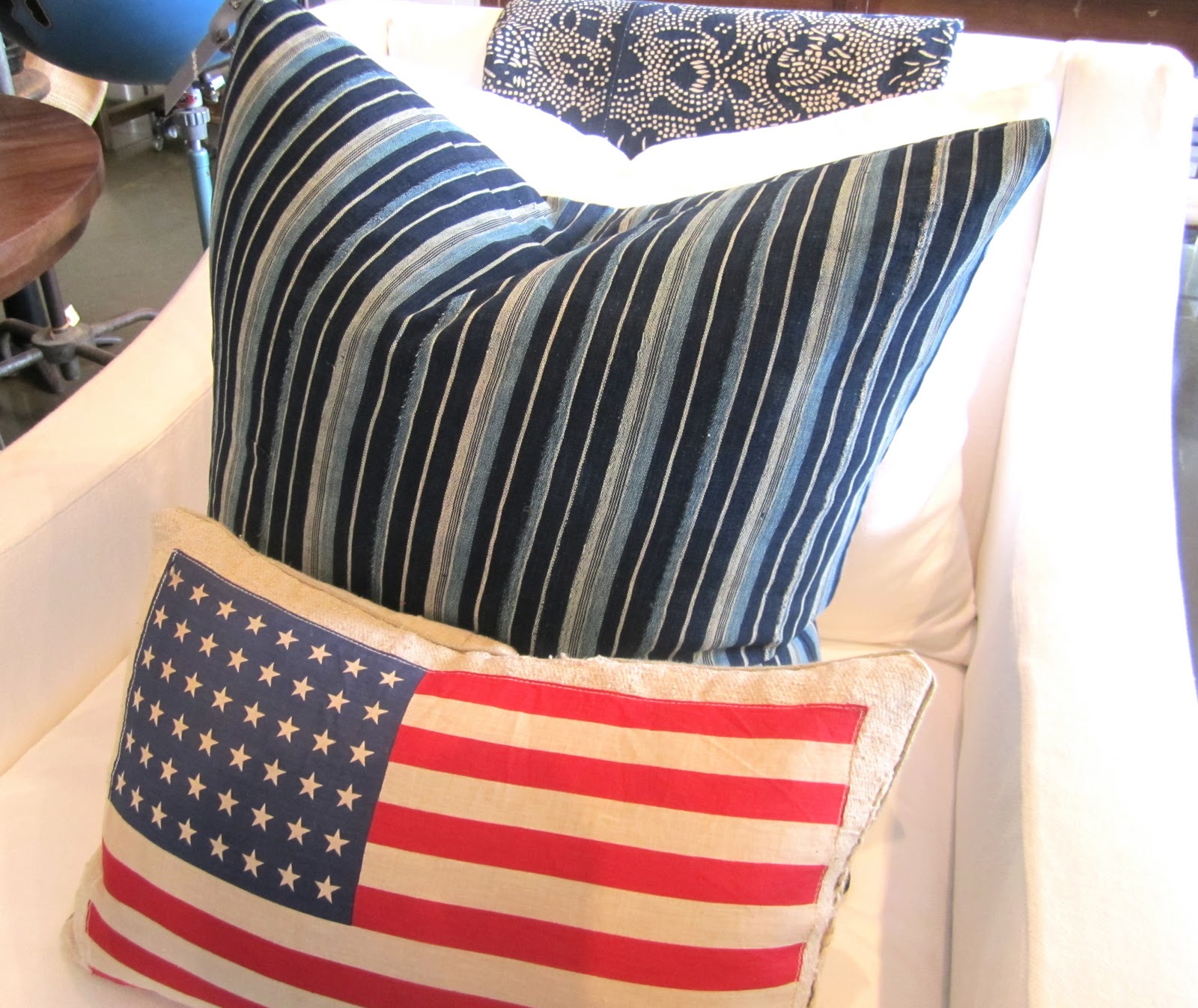 classic • casual • home Decorating with Vintage Flags
