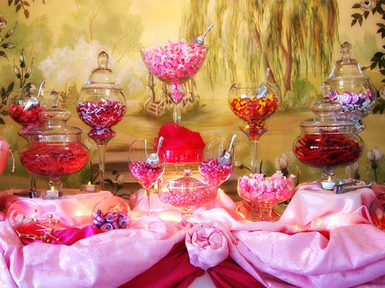 Here are a few candy buffet ideas to implement for your wedding