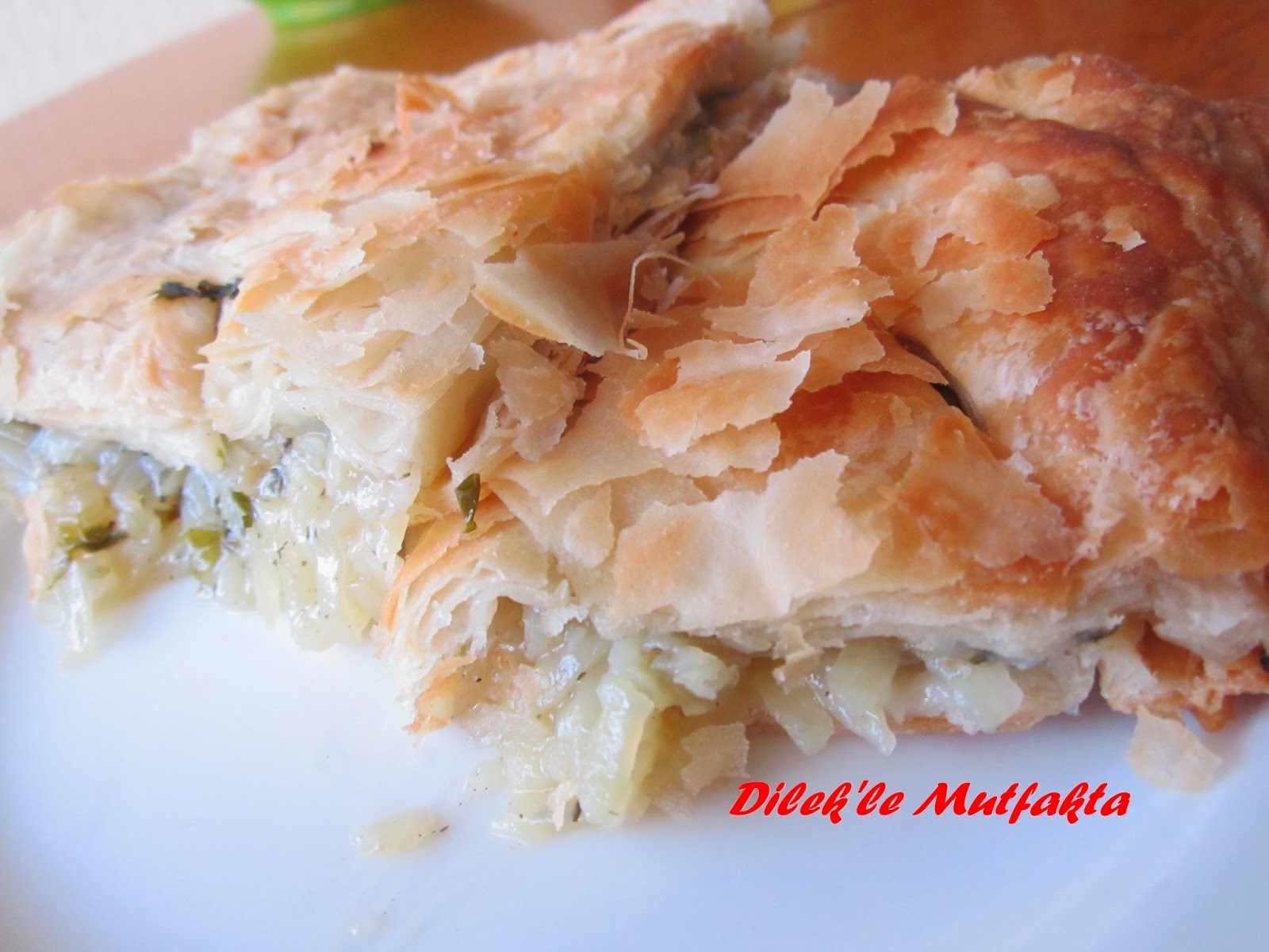 El Açması Patatesli Tavuklu Börek Dilek�le Mutfakta