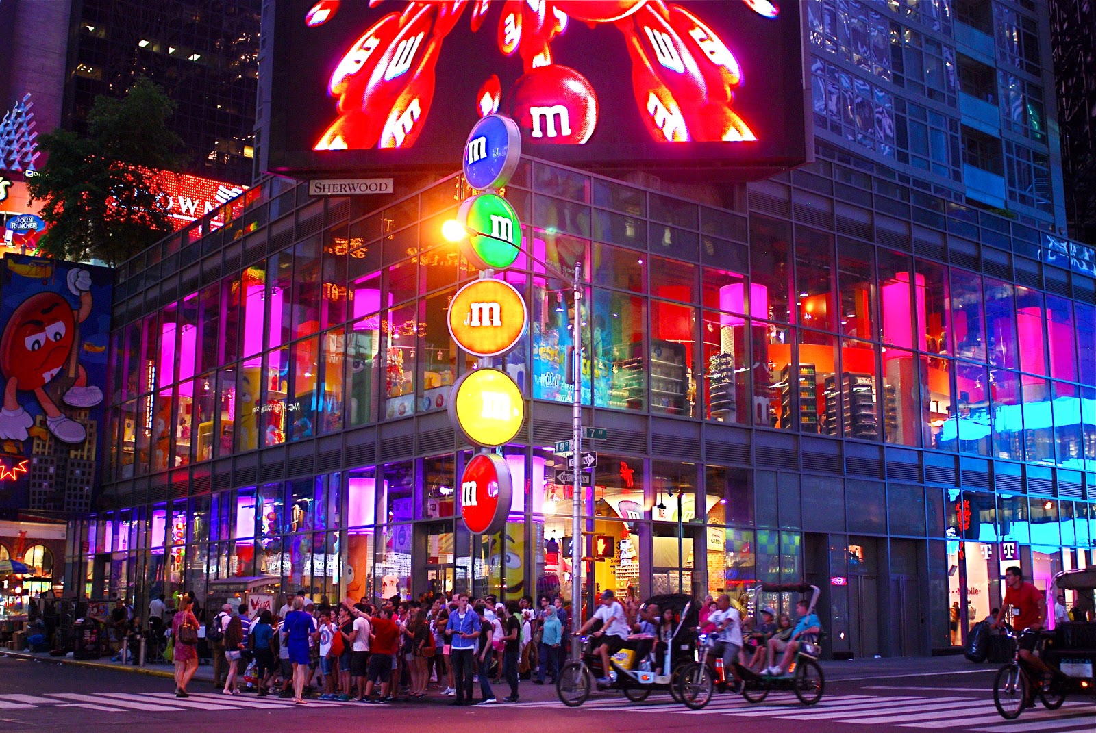 NYC ♥ NYC: M&M's World Store in Times Square