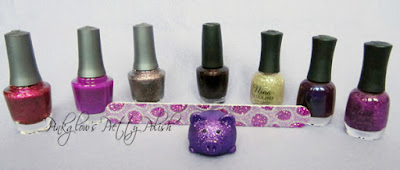 Christmas-nail-presents-4.jpg